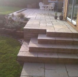 Cassey Landscapes - Creative and Distinctive Gardens: Click Here To View Larger Image