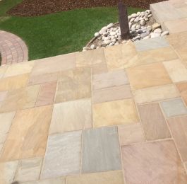 Cassey Landscapes - Creative and Distinctive Gardens: Click Here To View Larger Image