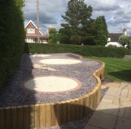 Cassey Landscapes - Creative and Distinctive Gardens: Click Here To View Larger Image