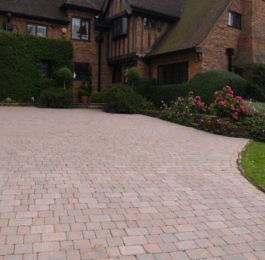 Cassey Landscapes - Creative and Distinctive Gardens: Click Here To View Larger Image