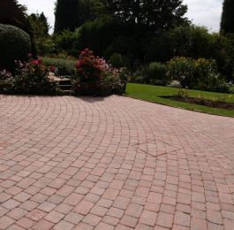 Cassey Landscapes - Creative and Distinctive Gardens: Click Here To View Larger Image