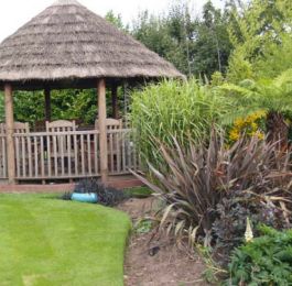 Cassey Landscapes - Creative and Distinctive Gardens: Click Here To View Larger Image
