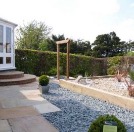 Cassey Landscapes - Creative and Distinctive Gardens: Click Here To View Larger Image