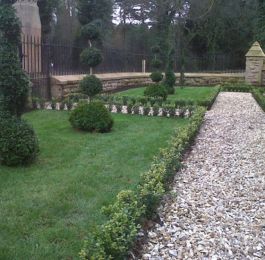 Cassey Landscapes - Creative and Distinctive Gardens: Click Here To View Larger Image