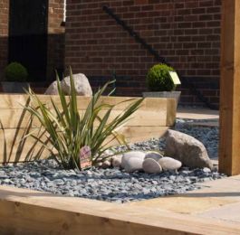 Cassey Landscapes - Creative and Distinctive Gardens: Click Here To View Larger Image